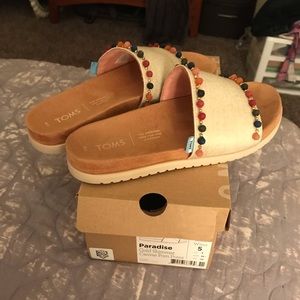 Toms Paradise Slides